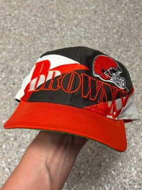Vintage Cleveland Browns Snapback Logo 7 Hat Cap NFL 90's Shark Football